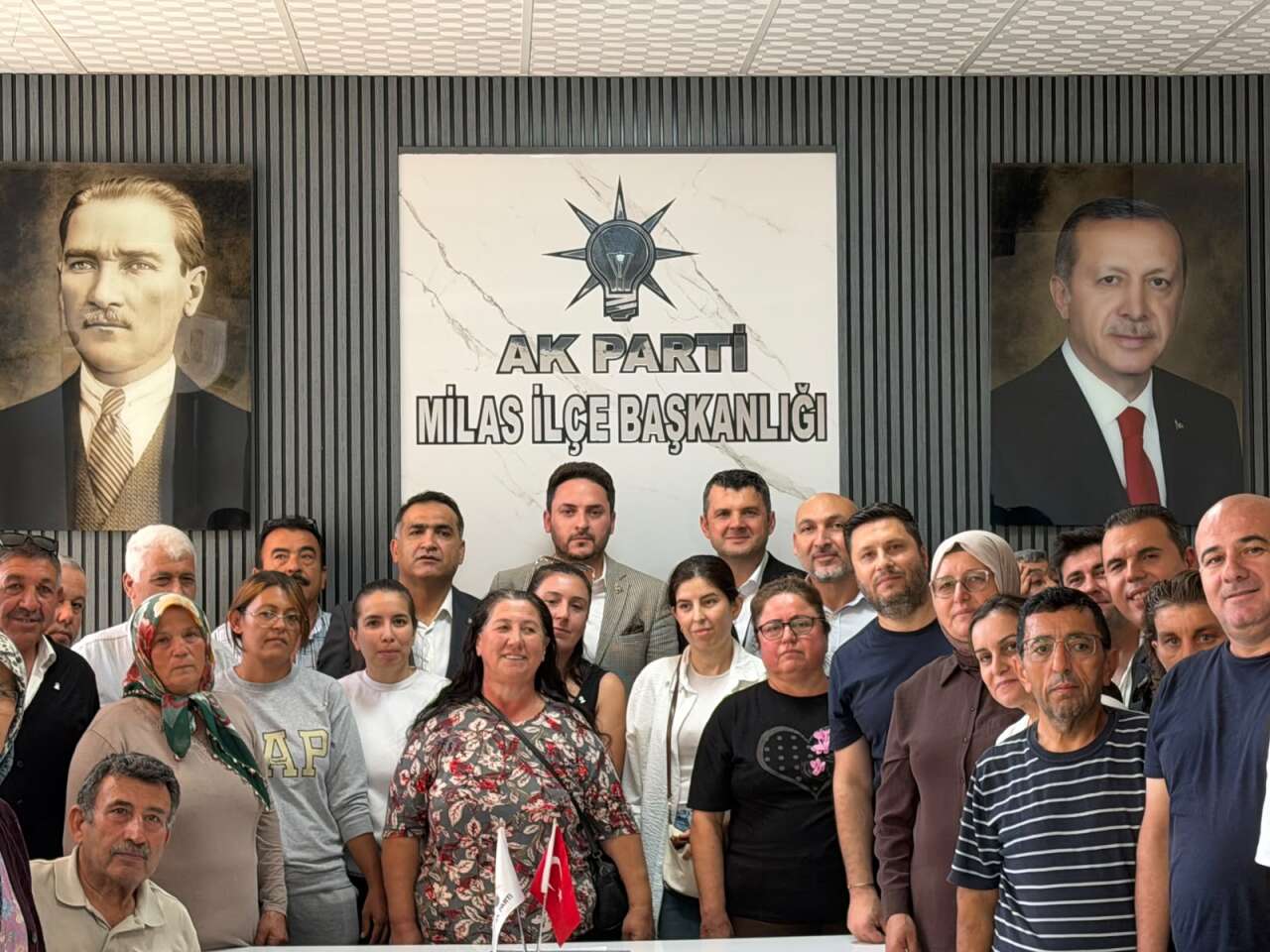 AK Parti Milas’ta Üye Sayısı 14 Bin 815’e Ulaştı: 1.049 Yeni Üye Katıldı 1